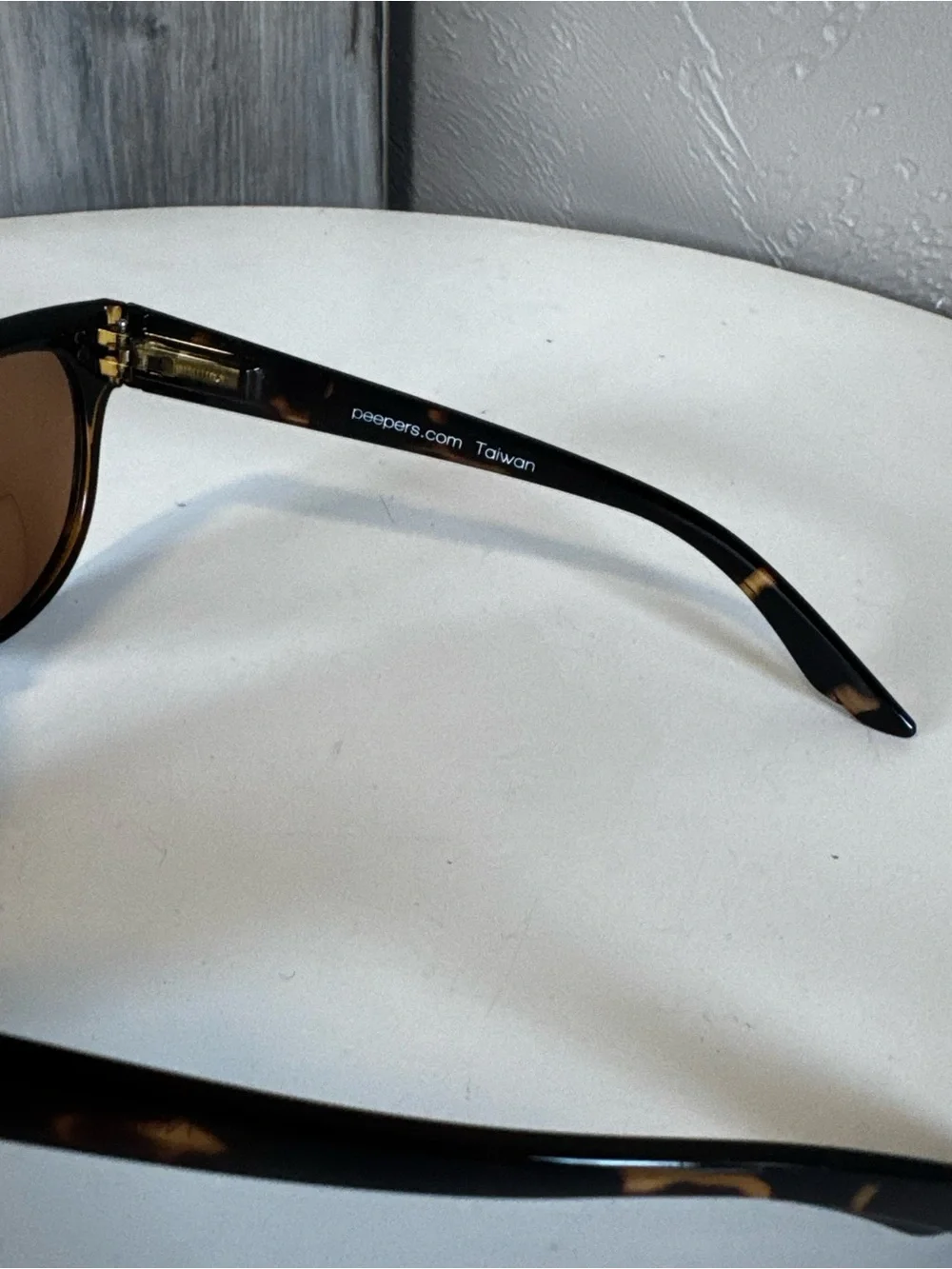 Peepers Napa +1.50 Bifocal Reader Sunglasses Brown Tortoise UV Readers